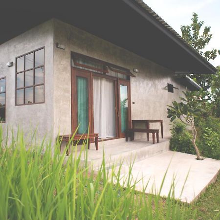 Suan Sook Homestay Chom Thong Esterno foto
